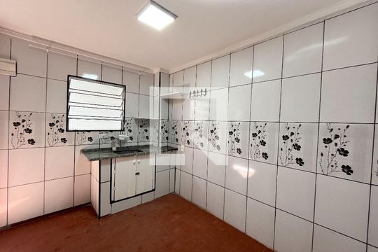 Cozinha de casa para alugar com 1 quarto, 54m² em Americanópolis, São Paulo