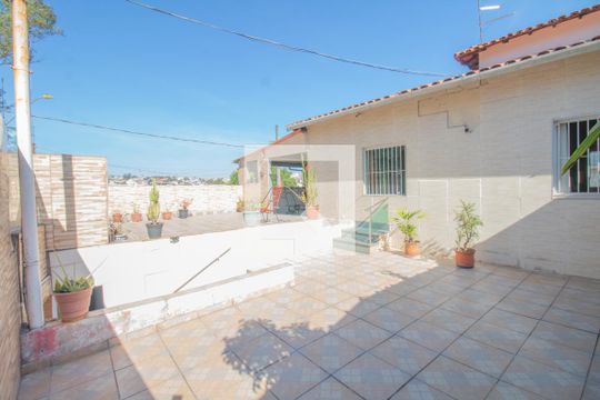 Varanda de casa à venda com 2 quartos, 200m² em Centreville , Santo André