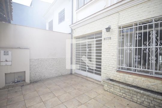 Garagem de casa à venda com 2 quartos, 138m² em Ipiranga, São Paulo