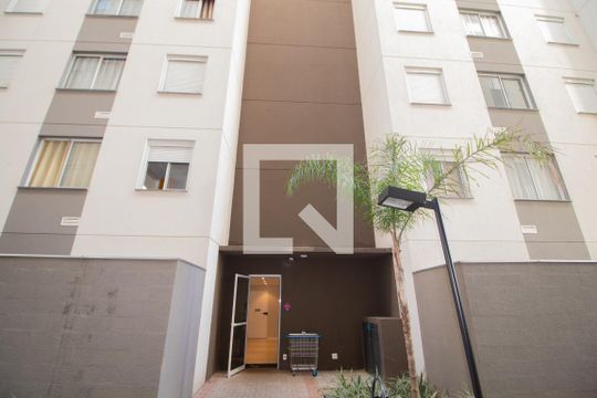 Fachada do bloco de apartamento para alugar com 2 quartos, 34m² em Vila Guilherme, São Paulo