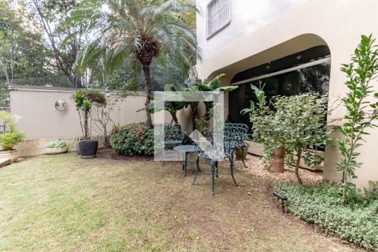 Área comum - Jardim de apartamento para alugar com 1 quarto, 44m² em Vila Nova Conceição, São Paulo