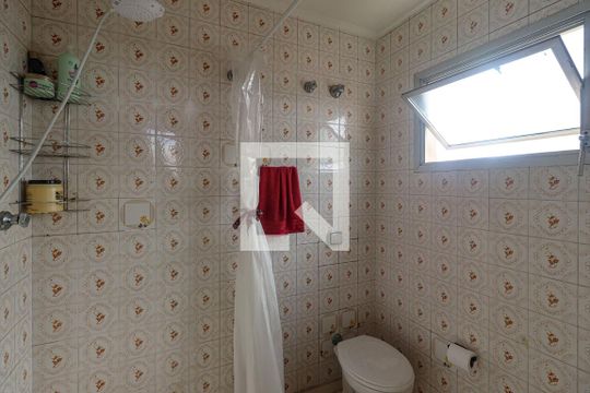 Banheiro da Suíte de apartamento à venda com 3 quartos, 80m² em Vila Santana, São Paulo