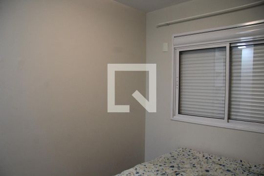 Suíte  de apartamento para alugar com 2 quartos, 68m² em Jardim Flor da Montanha, Guarulhos