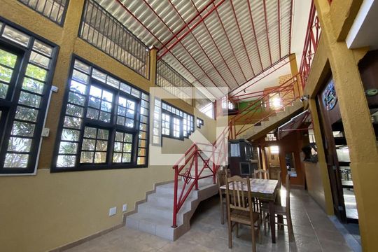 Casa para alugar com 7 quartos, 480m² em Vargem Grande, Rio de Janeiro