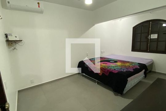 Casa para alugar com 7 quartos, 480m² em Vargem Grande, Rio de Janeiro