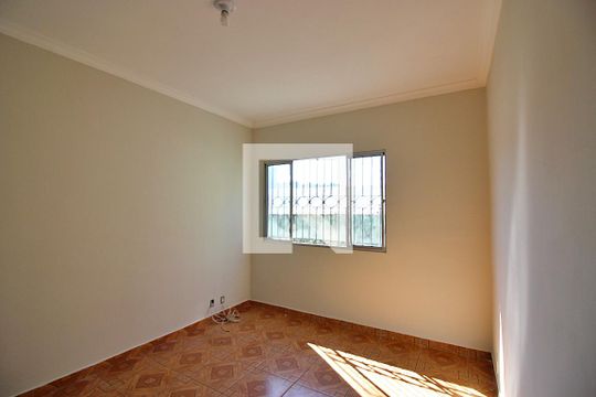 Sala de apartamento para alugar com 1 quarto, 40m² em Taboão, São Bernardo do Campo