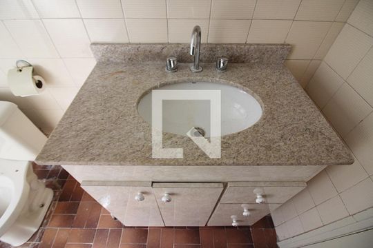 Banheiro Social de apartamento para alugar com 1 quarto, 40m² em Taboão, São Bernardo do Campo