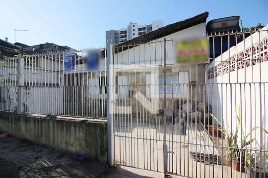 Fachada  de casa para alugar com 2 quartos, 50m² em Taboão, São Bernardo do Campo