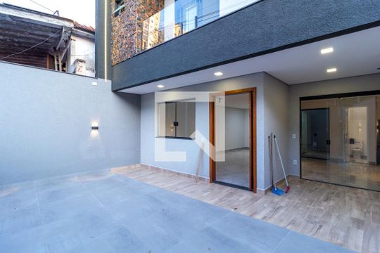 Garagem de casa à venda com 3 quartos, 120m² em Vila Mafra, São Paulo
