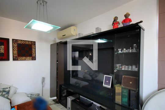 Sala de Estar de apartamento à venda com 3 quartos, 189m² em Cruzeiro, Belo Horizonte