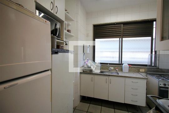 Cozinha de apartamento à venda com 3 quartos, 189m² em Cruzeiro, Belo Horizonte