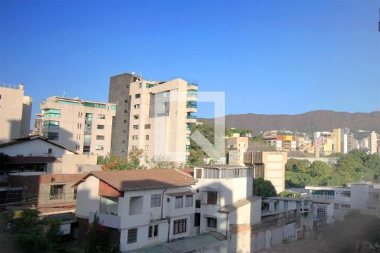 Vista da Suite de apartamento à venda com 3 quartos, 189m² em Cruzeiro, Belo Horizonte