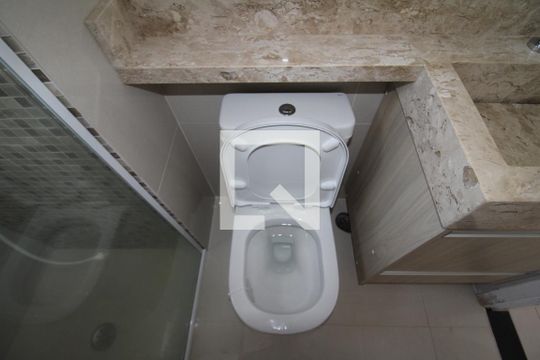 Banheiro de apartamento para alugar com 2 quartos, 50m² em Imirim, São Paulo