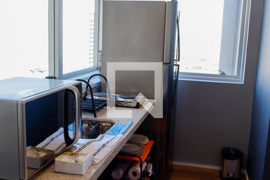 Cozinha de apartamento à venda com 1 quarto, 43m² em Vila Yara, Osasco