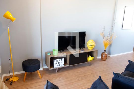 sala de apartamento à venda com 1 quarto, 43m² em Vila Yara, Osasco