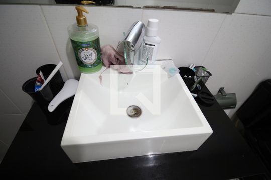 Banheiro Banheiro de casa à venda com 3 quartos, 150m² em Conjunto Residencial Sitio Oratorio, São Paulo