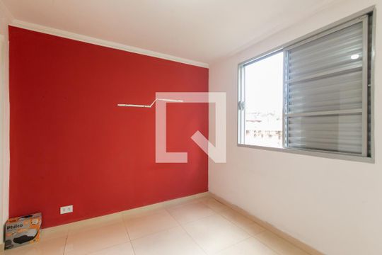 Quarto 1  de apartamento para alugar com 2 quartos, 42m² em Jardim Etelvina, São Paulo