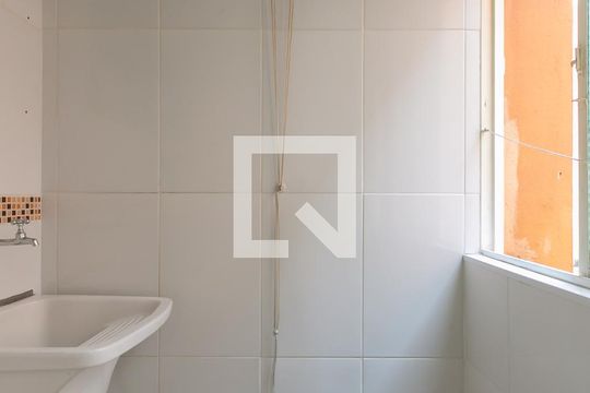 Área de Serviço de apartamento para alugar com 2 quartos, 42m² em Jardim Etelvina, São Paulo