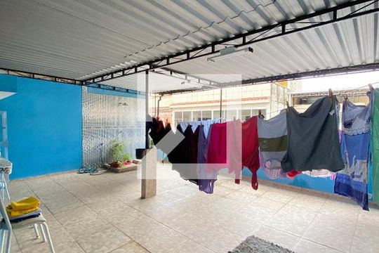 Área externa  de casa à venda com 3 quartos, 110m² em Pilares, Rio de Janeiro