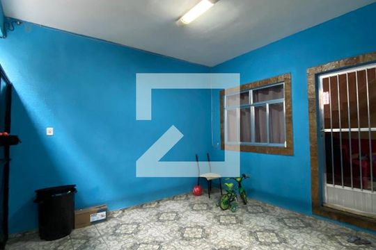 Área externa de casa à venda com 3 quartos, 110m² em Pilares, Rio de Janeiro