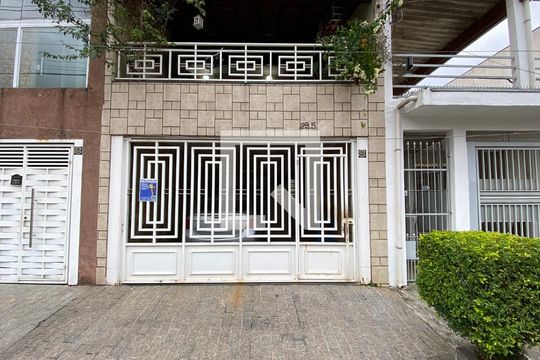 Fachada de casa à venda com 3 quartos, 225m² em Parque Maria Luiza, São Paulo