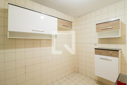 Cozinha e Área de Serviço de apartamento à venda com 2 quartos, 80m² em Jardim São Paulo, São Paulo