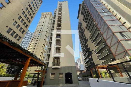 Fachada de apartamento à venda com 2 quartos, 130m² em Jardim Paulista, São Paulo