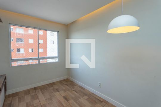 Apartamento à venda com 2 quartos, 45m² em Canhema, Diadema