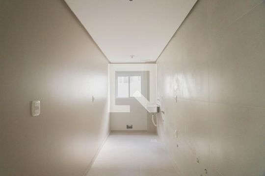 Cozinha e Área de Serviço de apartamento para alugar com 2 quartos, 70m² em Bom Jesus, Porto Alegre
