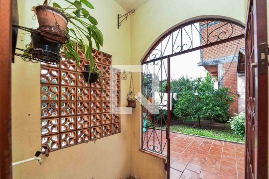 Área de plantas de casa à venda com 3 quartos, 390m² em Vila Ipiranga, Porto Alegre
