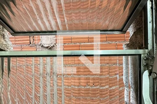 Vista do Banheiro Comodo externo de casa para alugar com 7 quartos, 380m² em Jaguaré, São Paulo