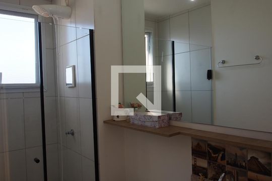 Banheiro de apartamento para alugar com 2 quartos, 51m² em Residencial Santa Giovana, Jundiaí