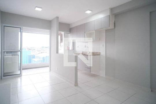 Sala/Cozinha de apartamento para alugar com 2 quartos, 50m² em Burgo Paulista, São Paulo