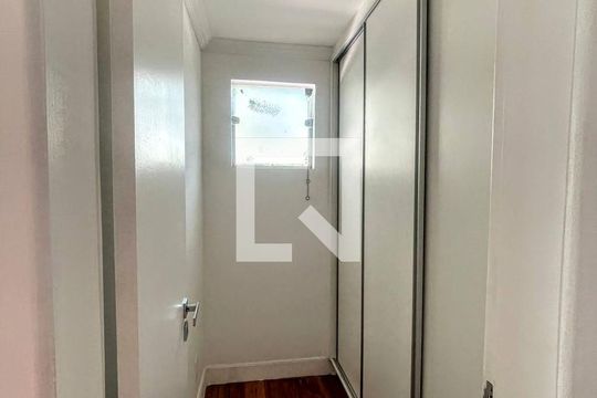 closet de casa à venda com 4 quartos, 290m² em Serra, Belo Horizonte