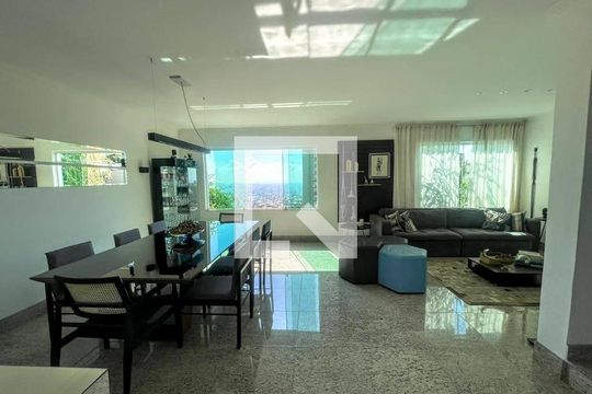 sala de casa à venda com 4 quartos, 290m² em Serra, Belo Horizonte