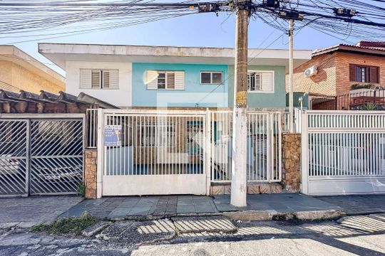 Fachada de casa à venda com 3 quartos, 268m² em Vila Dom Pedro Ii, São Paulo