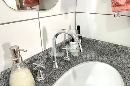 Banheiro Corredor de apartamento à venda com 2 quartos, 112m² em São Judas, São Paulo