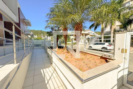 Área comum de apartamento para alugar com 3 quartos, 130m² em Jurerê Internacional, Florianópolis