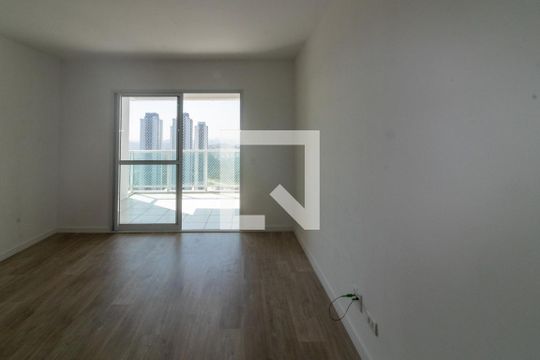 Sala de apartamento para alugar com 3 quartos, 135m² em Jardim Santa Bárbara, Embu das Artes