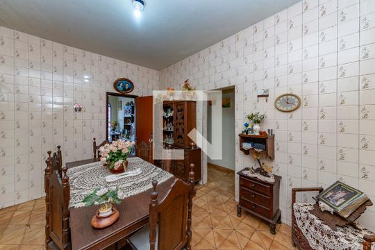 Sala 2 de casa à venda com 3 quartos, 360m² em Barreiro, Belo Horizonte
