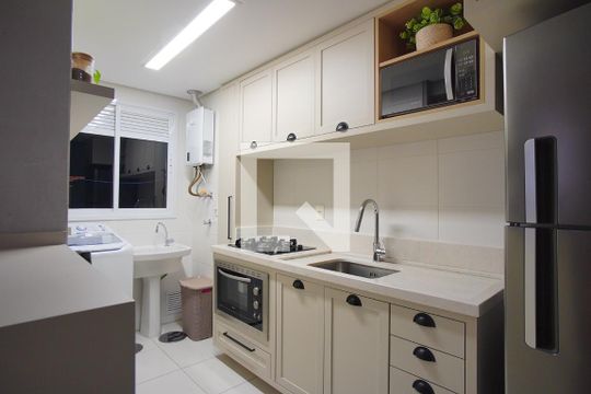 Cozinha de apartamento à venda com 2 quartos, 67m² em Petrópolis, Porto Alegre