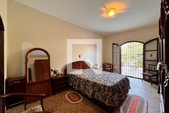 Suíte 1 de casa à venda com 3 quartos, 175m² em Jardim Utinga, Santo André