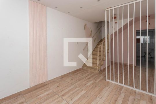 Sala de casa para alugar com 2 quartos, 100m² em Taboão, São Bernardo do Campo
