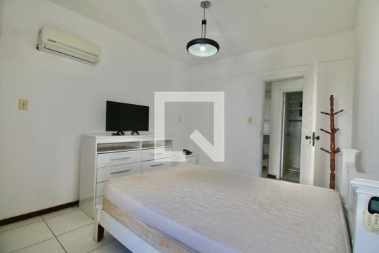 Quarto de apartamento para alugar com 1 quarto, 50m² em Pituba, Salvador