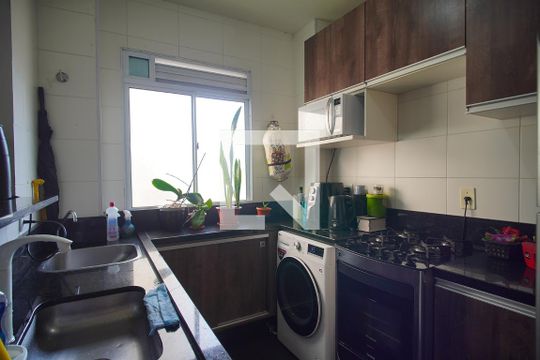 Cozinha de apartamento à venda com 2 quartos, 40m² em Rondônia, Novo Hamburgo