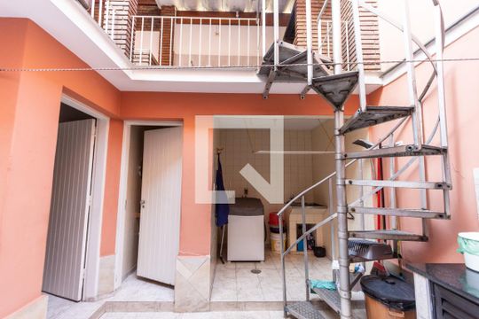Área Externa de casa à venda com 3 quartos, 150m² em Vila Romana, São Paulo