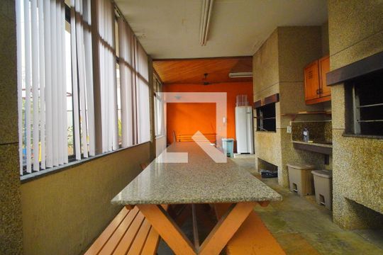 Área Comum - Churrasqueira de apartamento para alugar com 3 quartos, 115m² em Independência, Porto Alegre