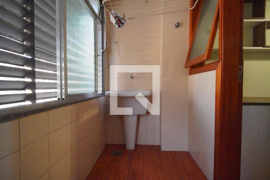 Área de Serviço de apartamento para alugar com 3 quartos, 115m² em Independência, Porto Alegre