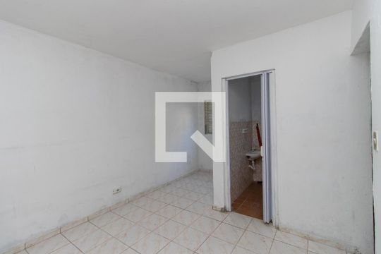 Quarto de casa para alugar com 1 quarto, 30m² em Parque Casa de Pedra, São Paulo
