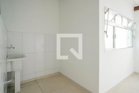 Área de serviço de casa para alugar com 2 quartos, 78m² em Jardim Sao Caetano, São Caetano do Sul